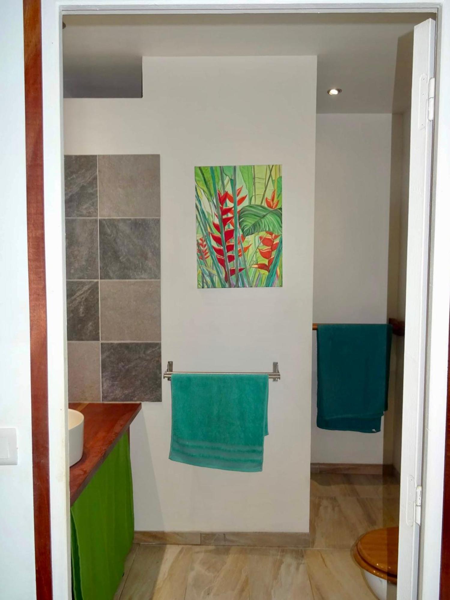 Bungalow Dourou Deshaies Bagian luar foto